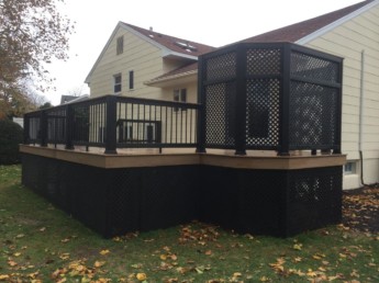 Timbertech Evolutions Railing with Lattice Privacy Screen